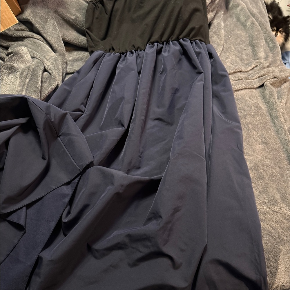Elegant Black and Navy Strapless Dress